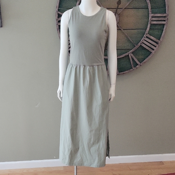 Everlane The Supima Jersey Riviera Fit And Flare Dress - Picture 1 of 14